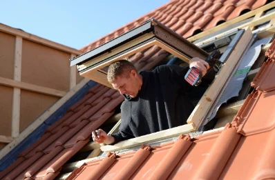 Pose de fenêtres de toit Velux à Riaville